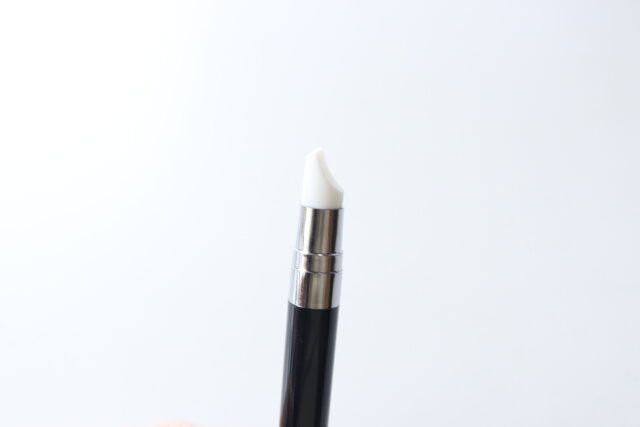 2WAYネイルブラシドット×シリコン シリコンブラシ 形状