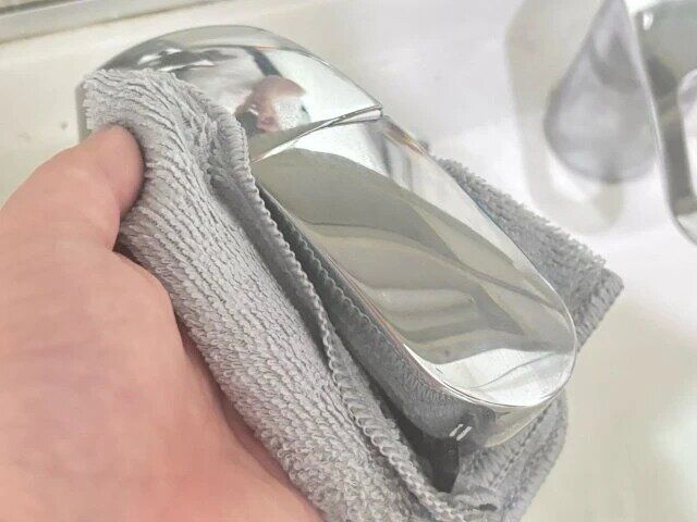 ダイソー 抗菌糸で編んだマイクロファイバーふきん 2枚