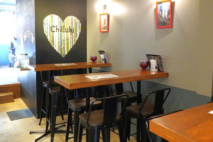 横浜中華街で香り豊かなコーヒーと銅板で焼くパンケーキのモーニング♪「CHILLULU COFFEE」