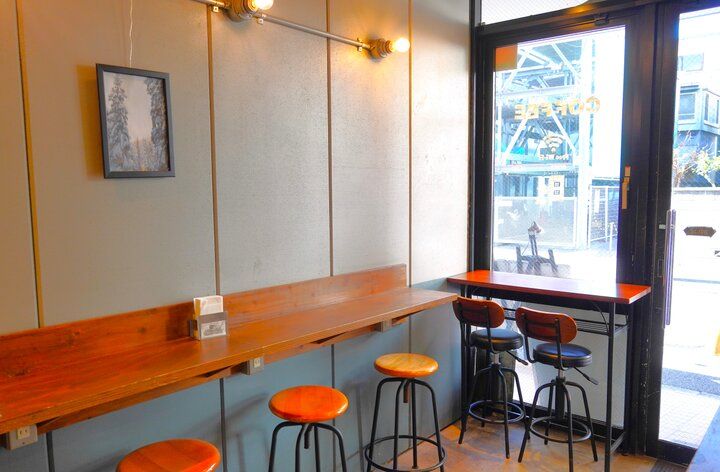 横浜中華街で香り豊かなコーヒーと銅板で焼くパンケーキのモーニング♪「CHILLULU COFFEE」