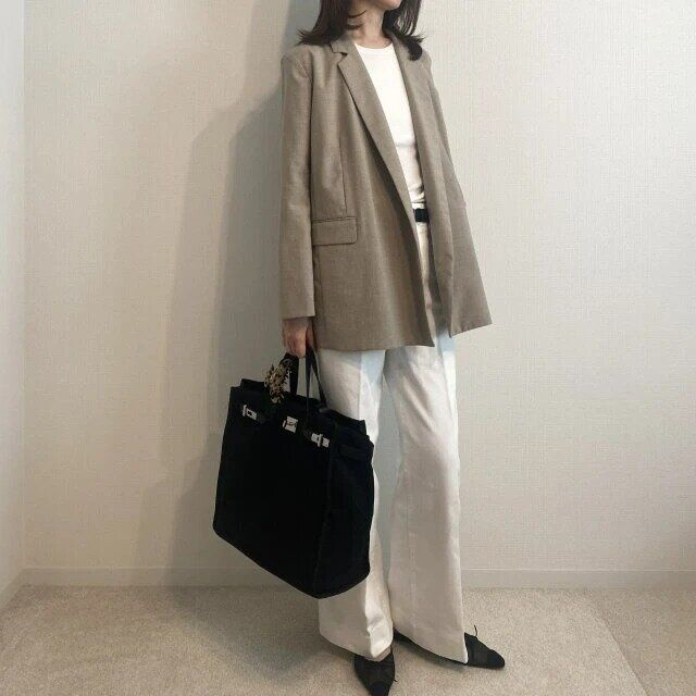 ワイドトラウザージーンズ通勤コーデ