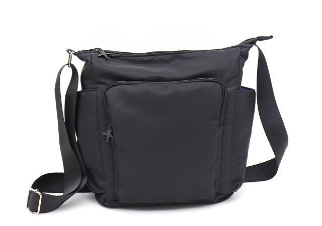 宝島社付録の日本旅行の9ポケットショルダーバッグ2