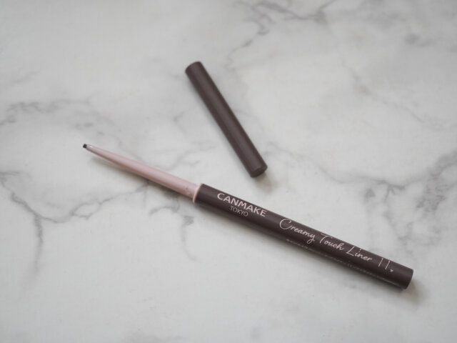 キャンメイク「クリーミータッチライナー」11 クラウディーグレー