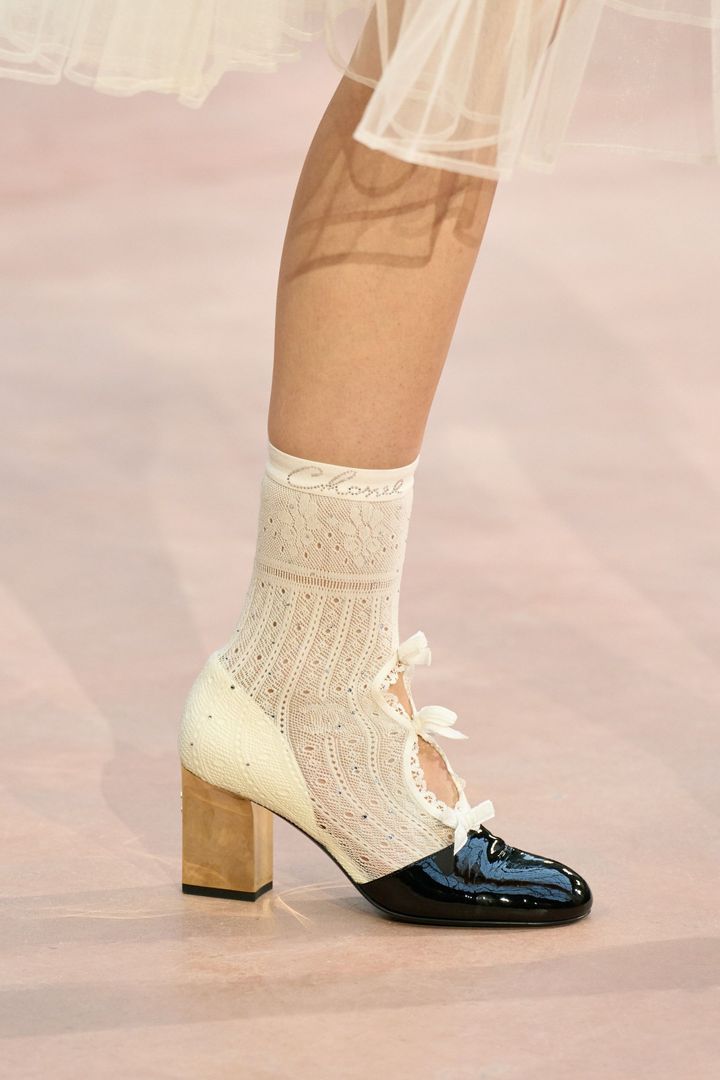 シャネル 2025-26年秋冬コレクションより。