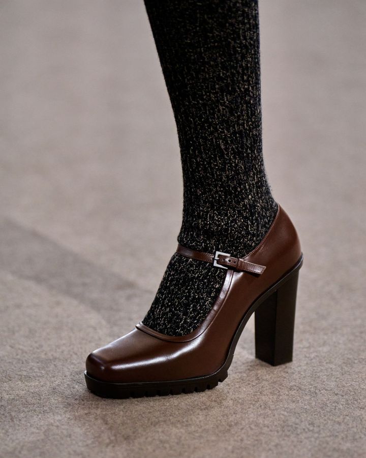 マックスマーラ 2025-26年秋冬コレクションより。