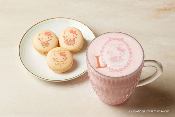 「ハローキティ 苺ラテ」1,980 円（税込）
