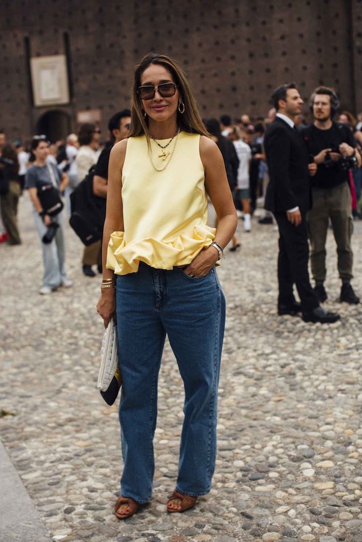 画像: バターイエローで引き立つ、デイリーカジュアル