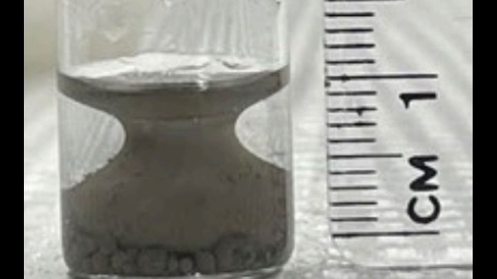 熱力学の法則の例外にみえる現象を発見：形状回復液体とは？