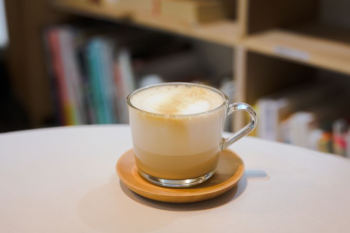 優美堂のほうじ茶ラテ