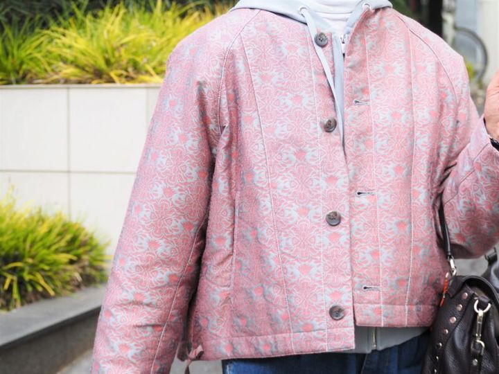 「ズッカ」のブルゾン