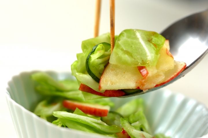 キャベツとリンゴの漬物の作り方4