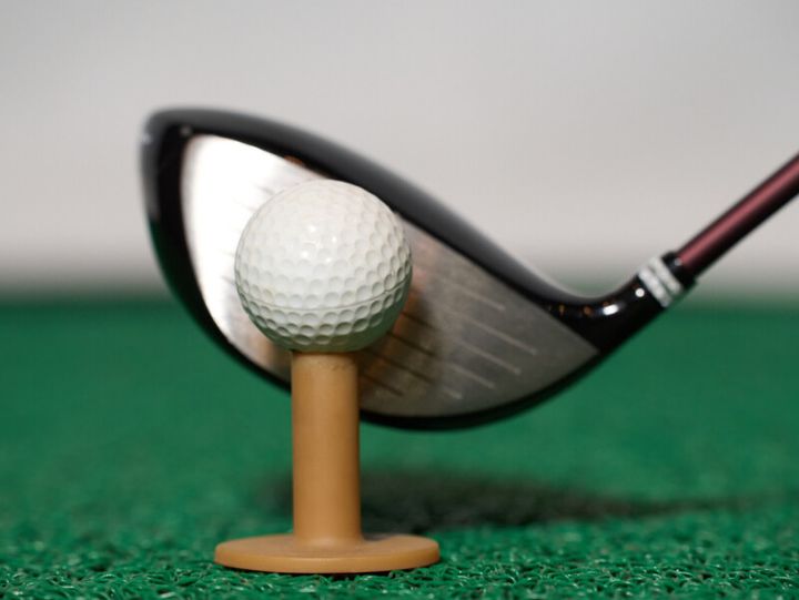 年齢別ドライバーの平均飛距離は？飛距離を伸ばす方法も解説