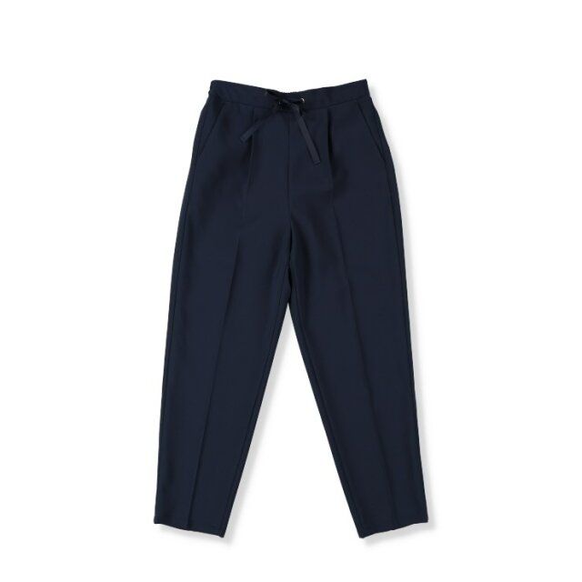 しまむらのテーパードパンツ