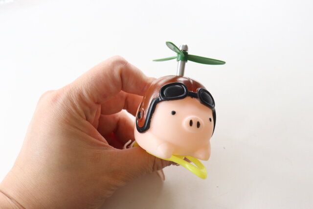 ダイソー 自転車パフホーン（豚）