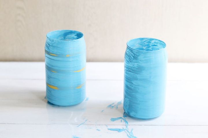 水性塗料を塗る