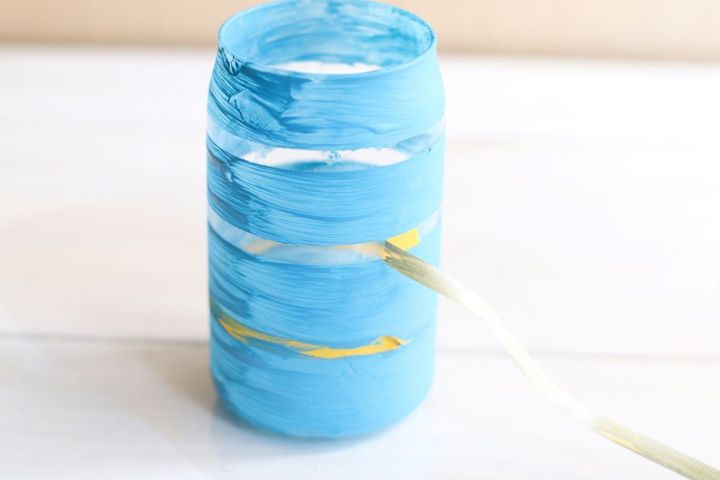 マスキングテープをはがす