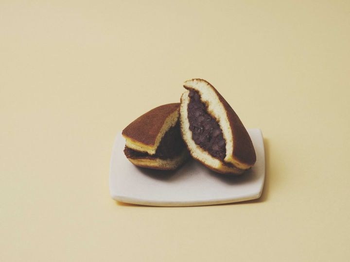 目上の方へのお土産に喜ばれる、しっとりふわふわの絶品どら焼き【アノ人の手土産】