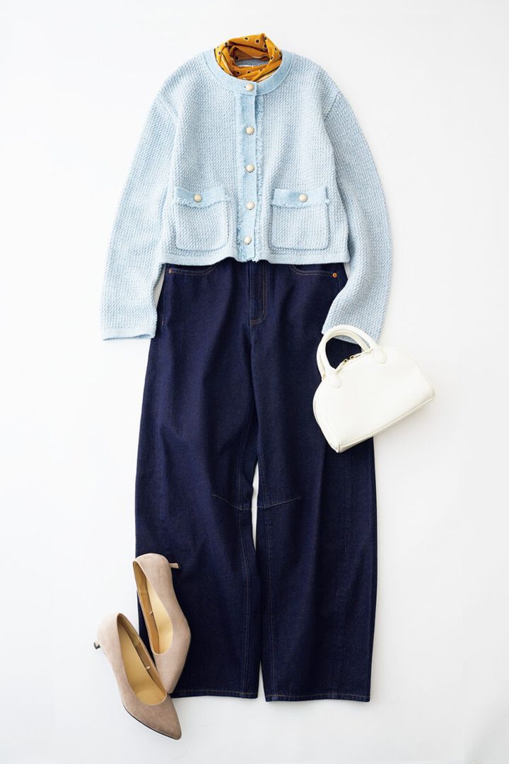 ニットジャケット¥2,990、スカーフ¥990、ハンドバッグ¥2,990、マシュマロパンプス¥2,990 ／すべてジーユー