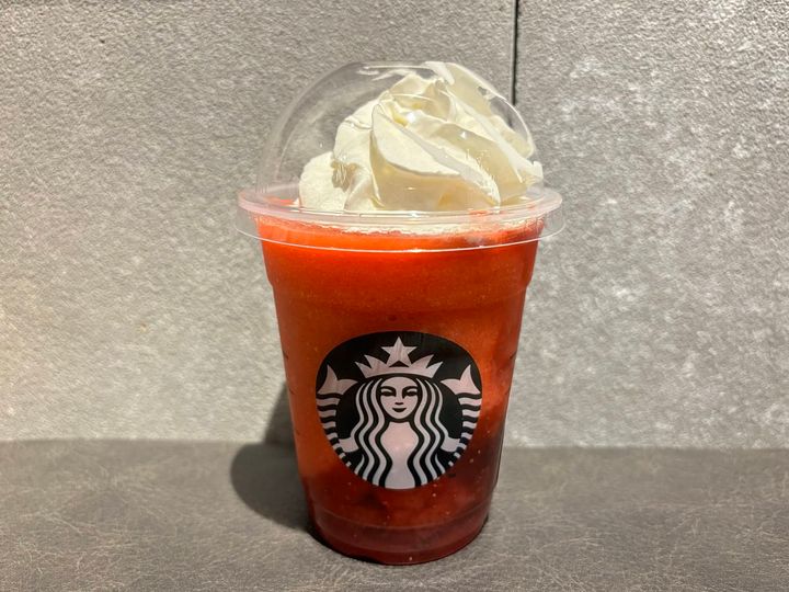 スターバックス THE 苺 フラペチーノ®