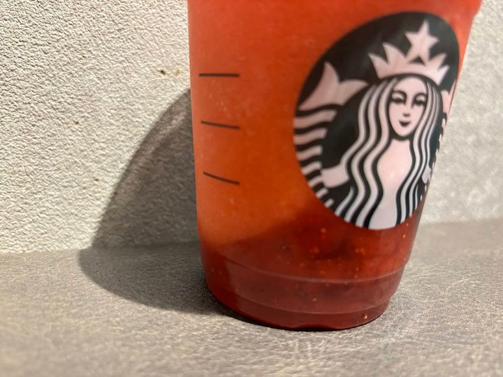 スターバックス THE 苺 フラペチーノ®