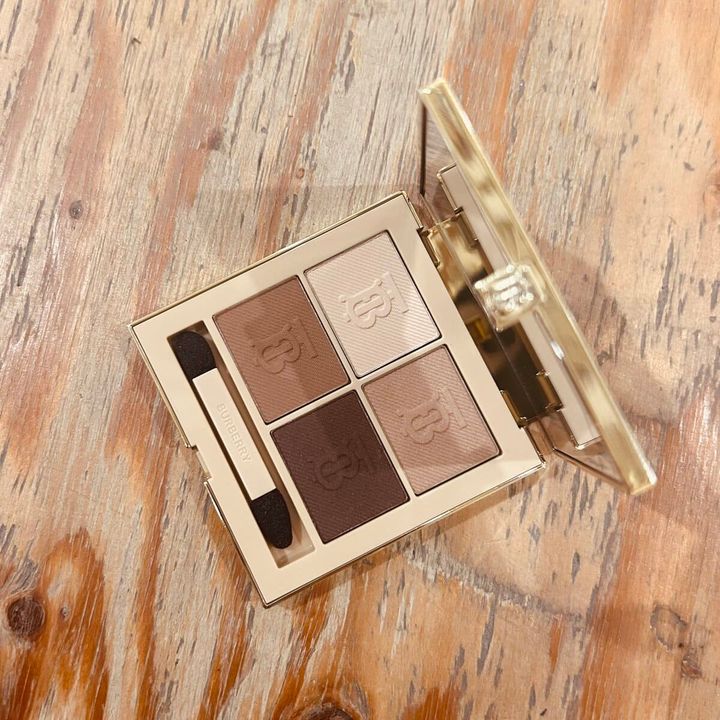 バーバリーコスメ