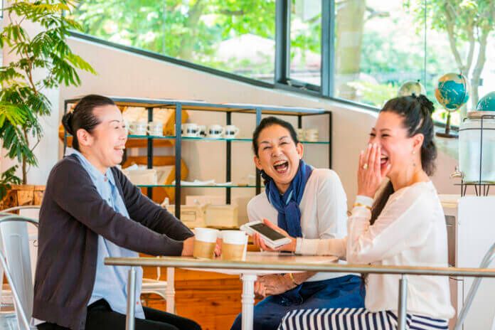 一緒に居ると笑顔になれる…‼ 40代で愛される女性になるためにやるべきこと5選