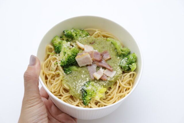 セブン‐イレブンのZENBヌードルブロッコリーペペロンチーノ5