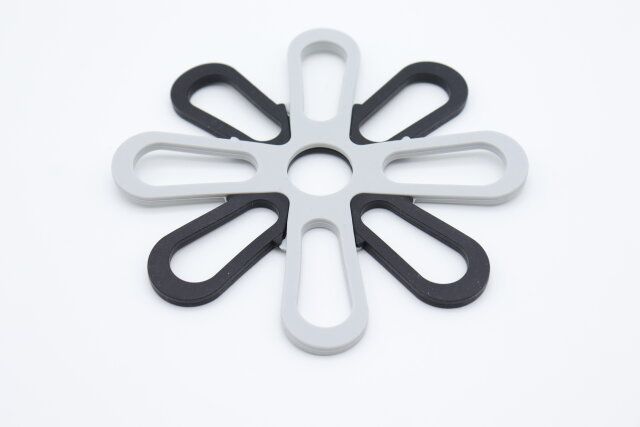 ダイソー シリコーン鍋敷き2個セット