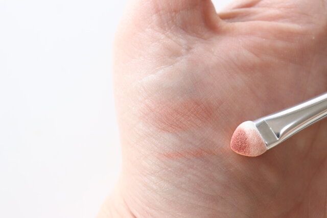 アイシャドウブラシ2typeキャップ付 チップ使用例