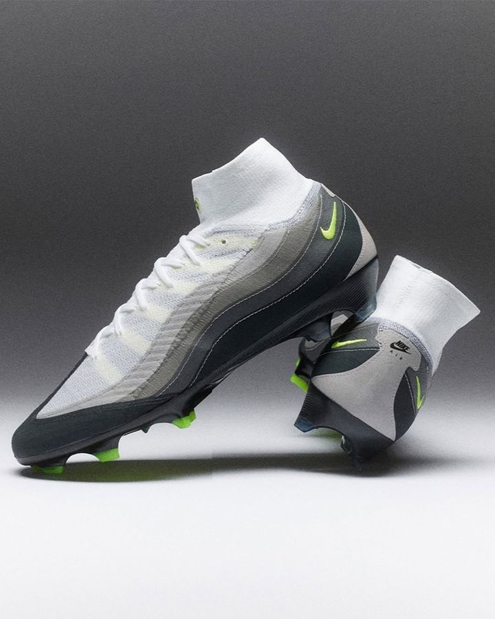 伝説のNIKEスニーカー『エアマックス95』、最新の「サッカースパイク」として登場！国内では4月14日発売予定
