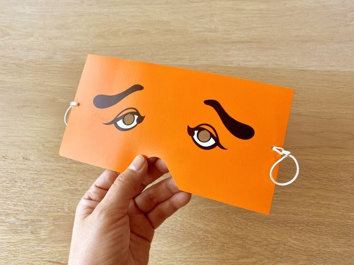 福岡土産はこれ！創業明治39年の博多の民藝お菓子「二○加煎餅」【旅するデザイナーがおすすめするお土産たち！】