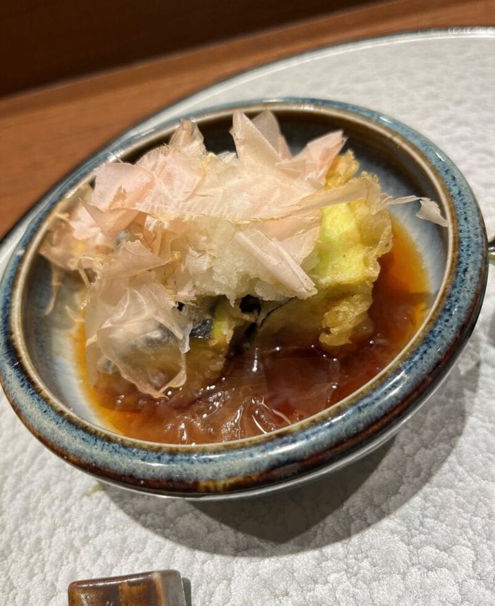 銀座の［天富良 銀座 天］のなすの揚げだし