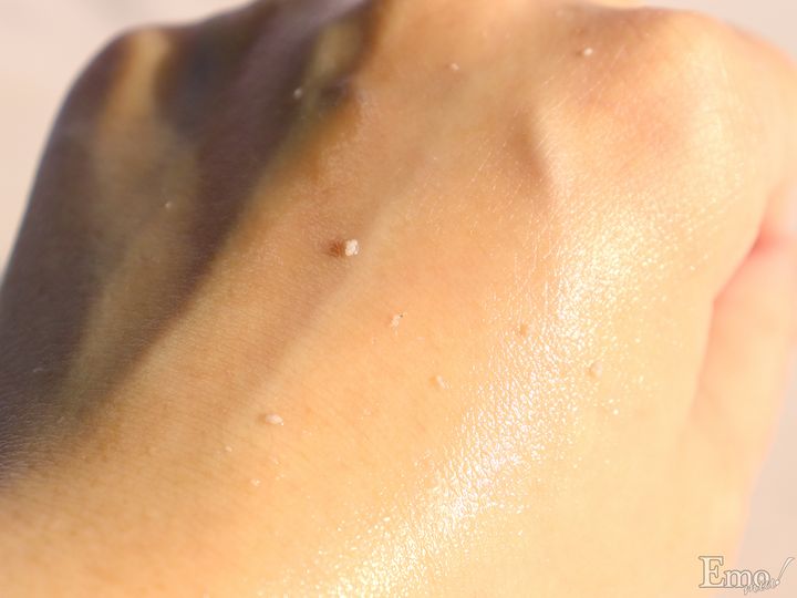 fractional CC(フラクショナルCC)に攻めの角質ケアシリーズ誕生！週2〜3回のスペシャルケアで透明感*⁸あるつるすべ肌が手に入る