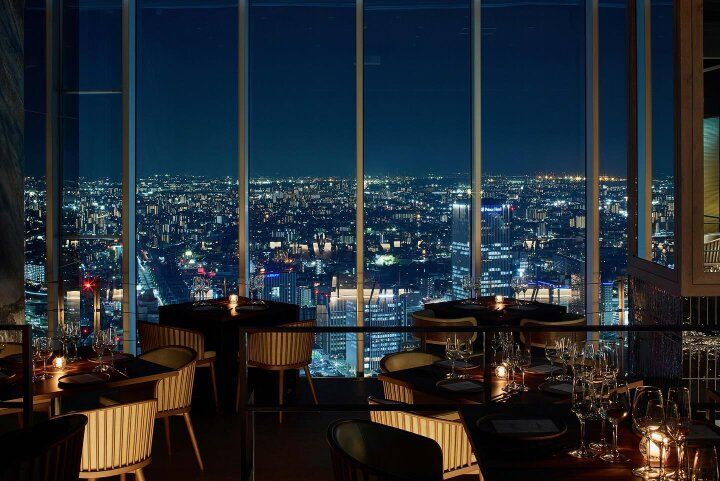 天空の絶景と共にワインやティーとペアリングできる大人のアフタヌーンティー。名古屋・名駅「GRADATIONS」