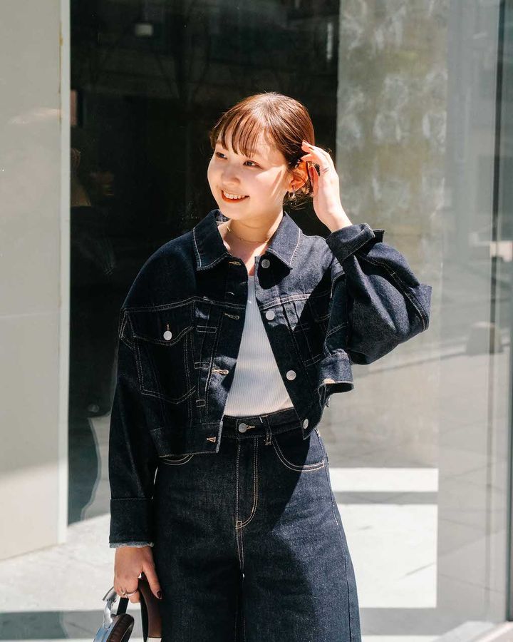 春の“デニムジャケット”スタイル5選。人気アイテムのお洒落な着こなし方は？【TOKYO SNAP】