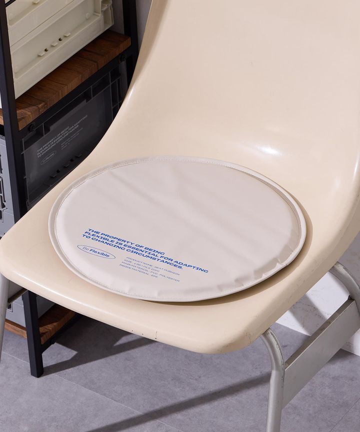 画像1: 出典：3COINS