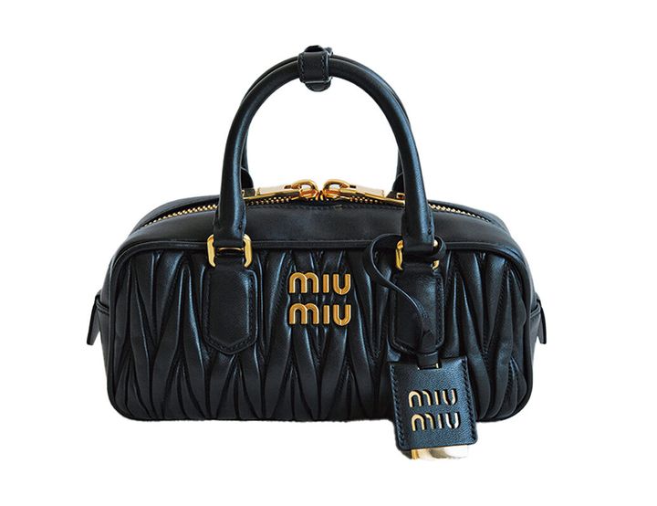 MIU MIU バッグ