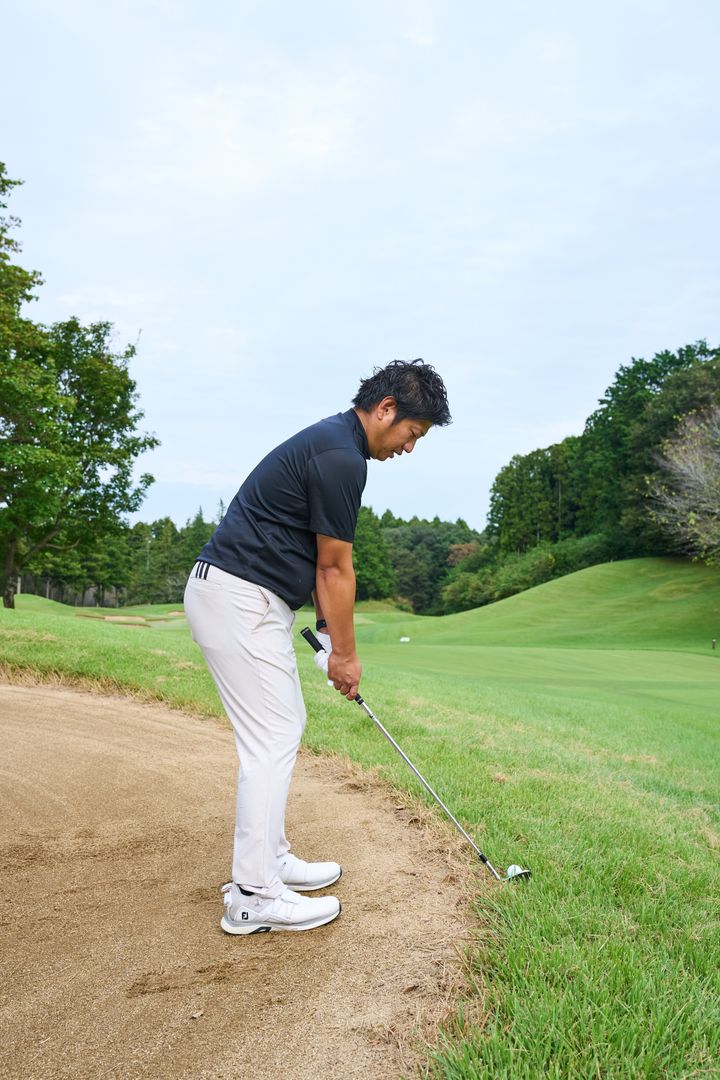 林の中や谷底にボールが…大ピンチから１発脱出する方法をレッスン