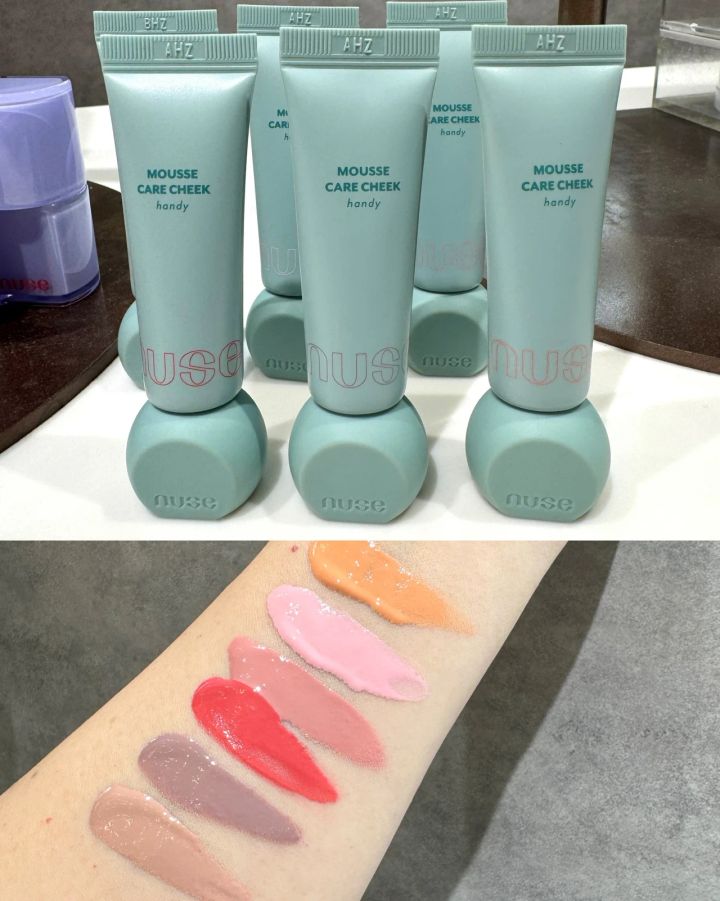 ムースケアチークハンディ スウォッチ