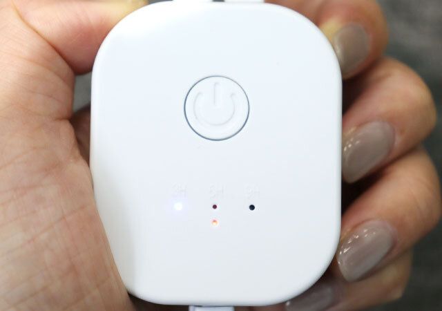 ダイソー USB式シューズドライヤー 操作ボタン