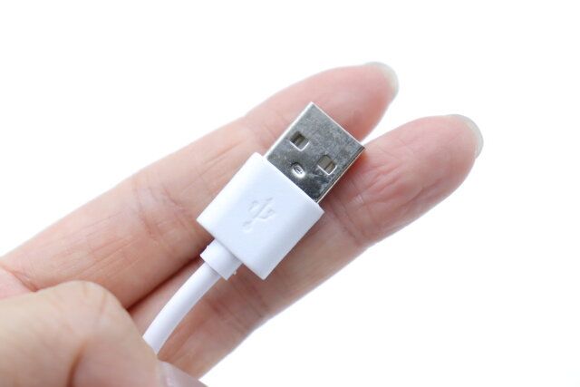 ダイソー USB式シューズドライヤー USB