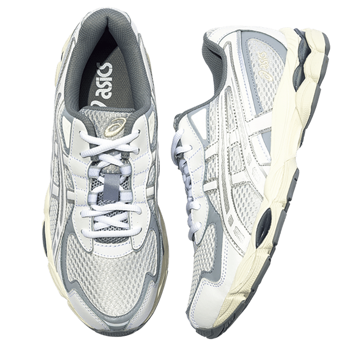 アシックス スニーカー