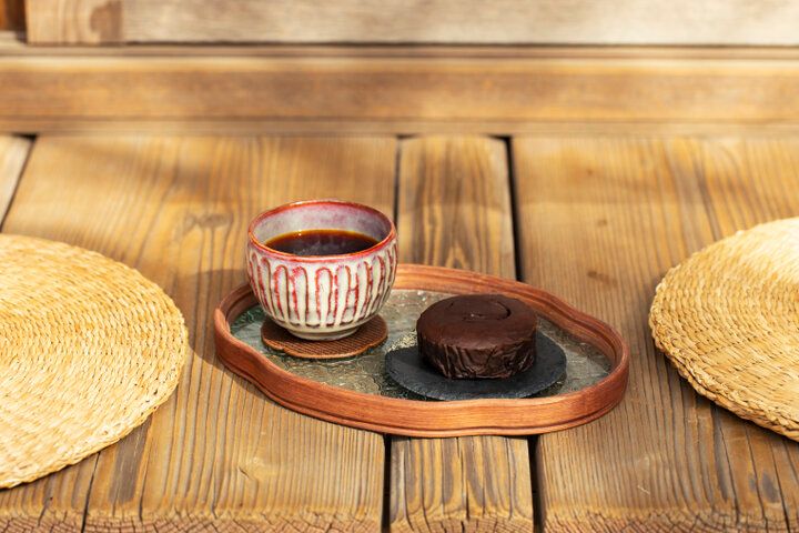 古都鎌倉の風情あふれるお庭を眺めて過ごす贅沢なひととき♪「麻葉屋の勝手口 古民家縁側cafe」