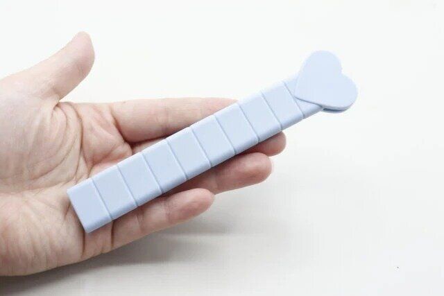 ダイソーのうちわグリップ（ブルー）1