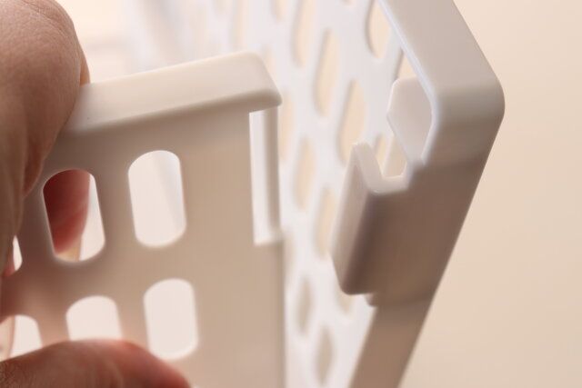 ダイソーの組み立て簡単なクローゼット収納ケース（33.7cm×20.2cm×18.5cm）