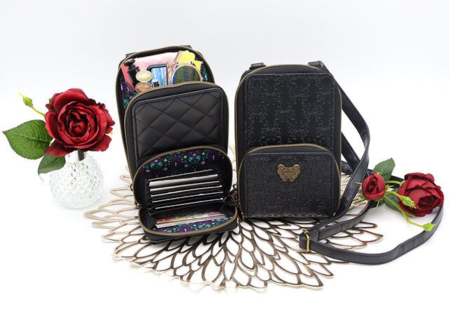 宝島社付録のアナスイミニのじゃばら式スマホショルダー12