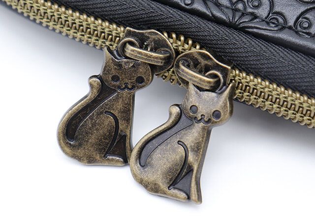 宝島社付録のアナスイミニのじゃばら式スマホショルダー5