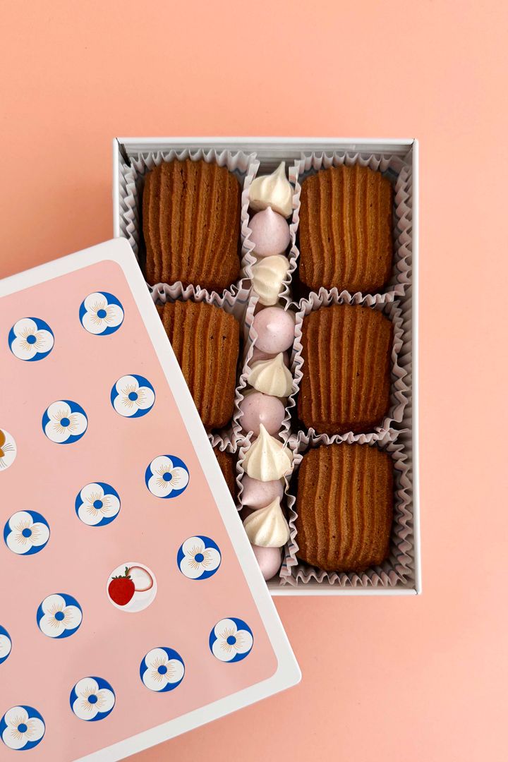 お取り寄せスイーツ2025◎ 母の日ギフトにもおすすめ、かわいいチーズクッキー缶【ささやかですてきなもの 大谷有紀 vol.231】