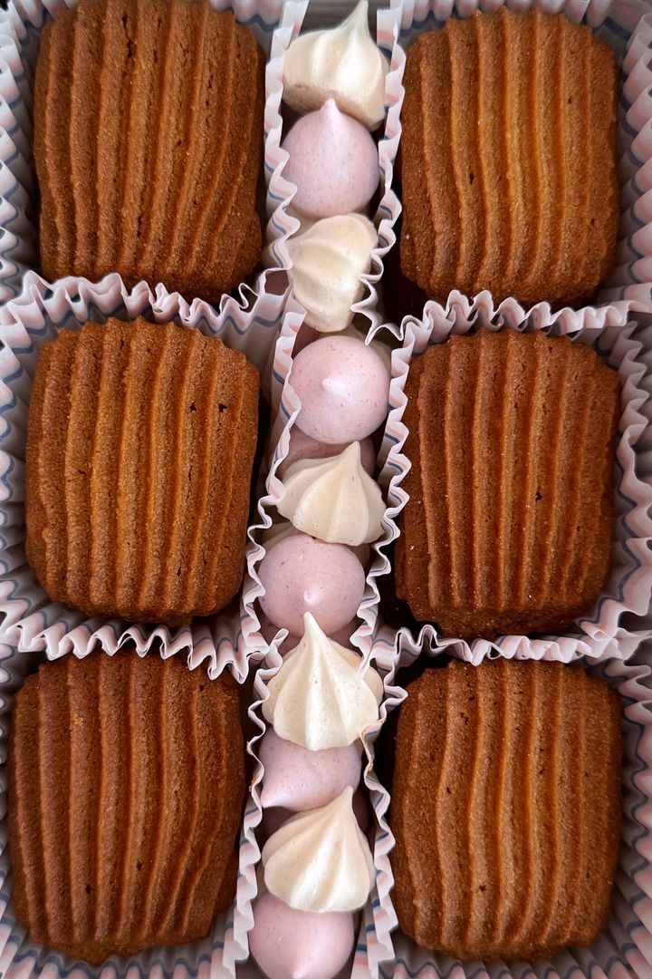 お取り寄せスイーツ2025◎ 母の日ギフトにもおすすめ、かわいいチーズクッキー缶【ささやかですてきなもの 大谷有紀 vol.231】