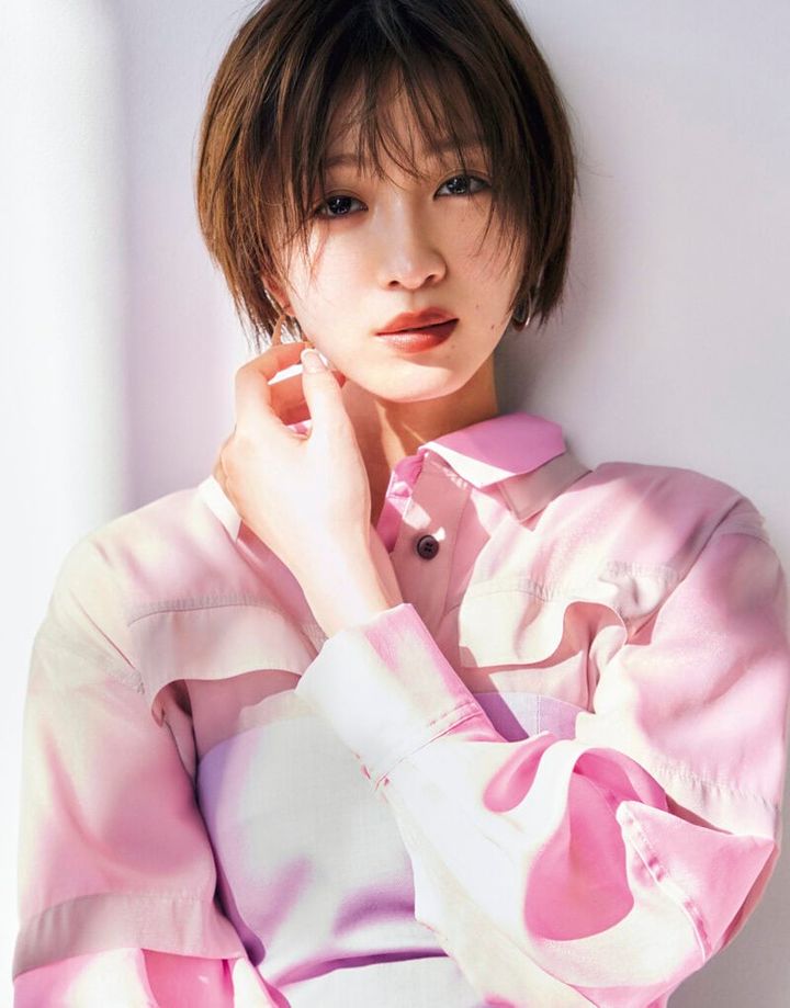 肌が締まって見える！ ソフトマットな【ブラウンリップ】 モデル＝岡崎紗絵